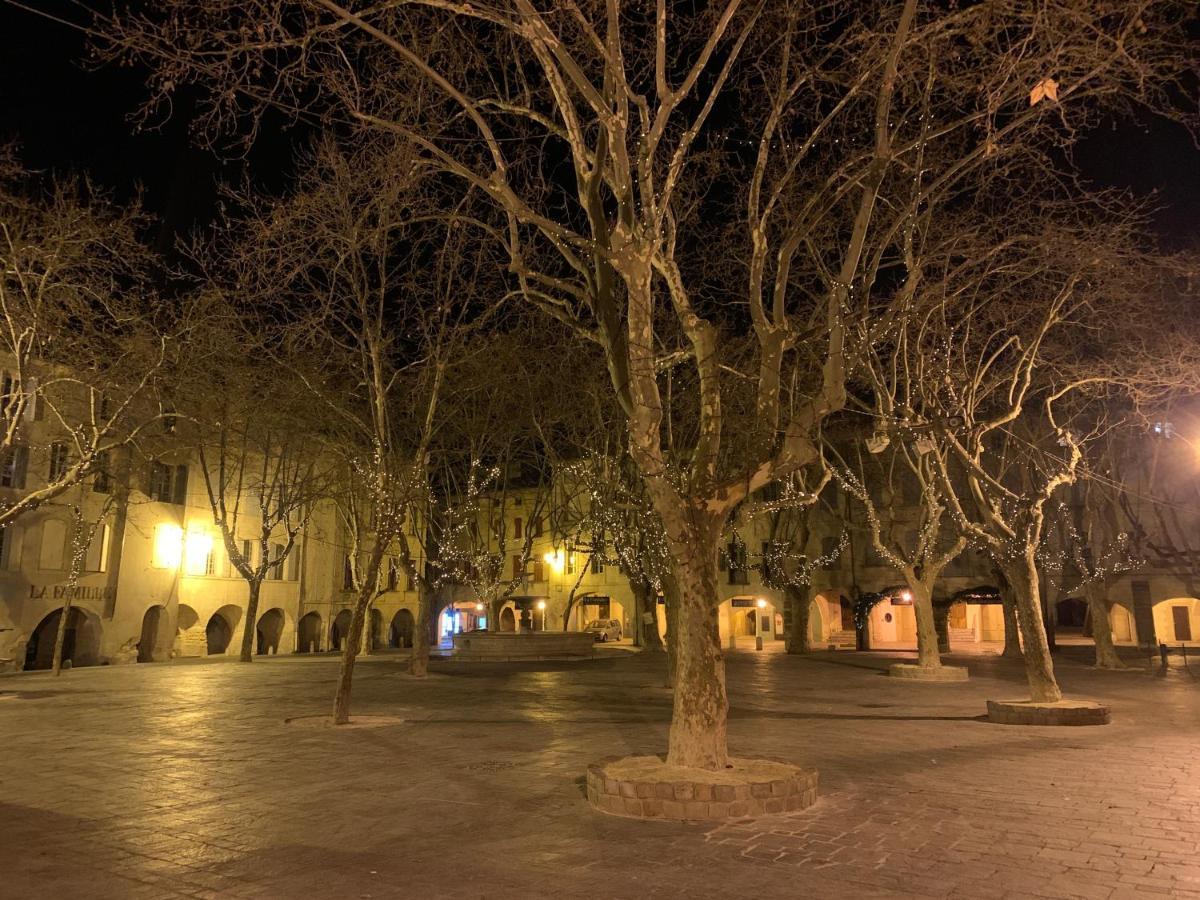 Appartement De Charme Dans Le Coeur Historique D'Uzès Eksteriør bilde