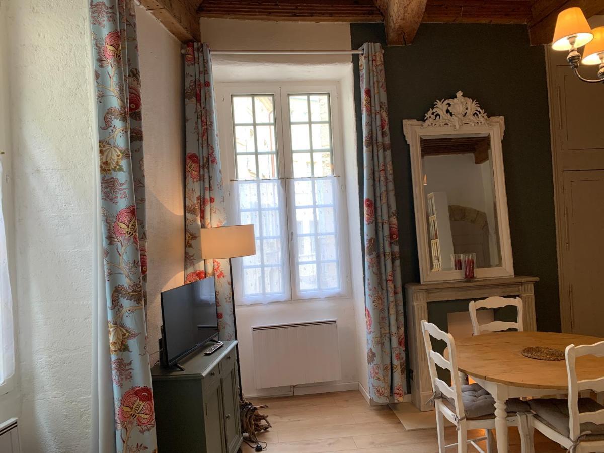 Appartement De Charme Dans Le Coeur Historique D'Uzès Eksteriør bilde