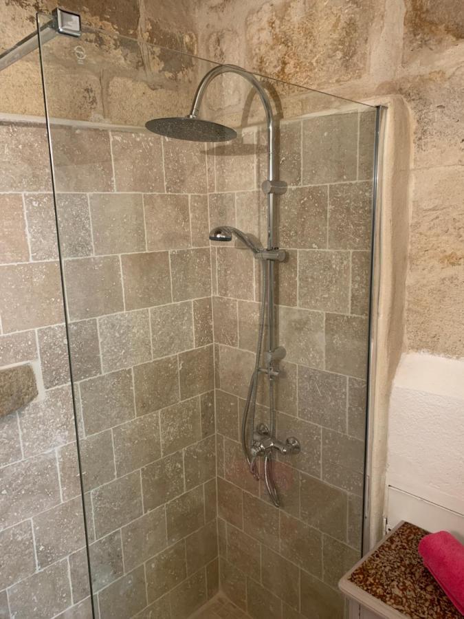 Appartement De Charme Dans Le Coeur Historique D'Uzès Eksteriør bilde
