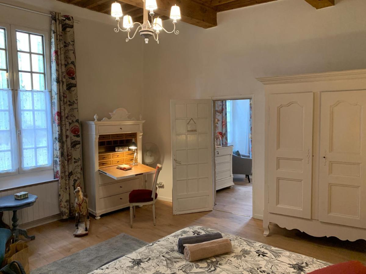 Appartement De Charme Dans Le Coeur Historique D'Uzès Eksteriør bilde