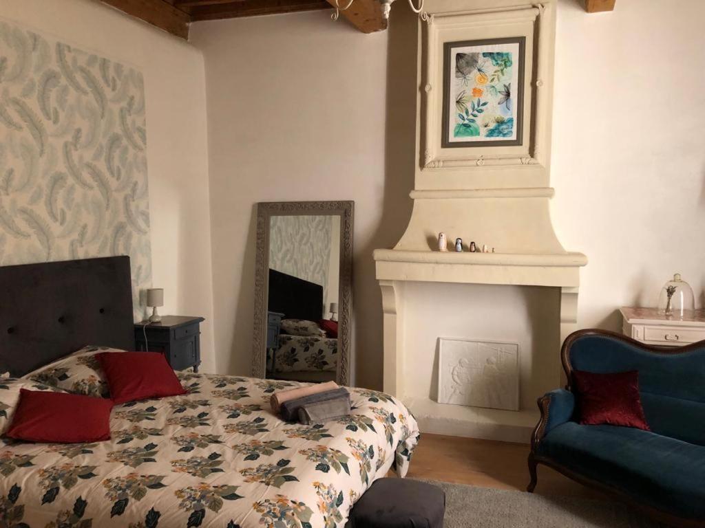 Appartement De Charme Dans Le Coeur Historique D'Uzès Eksteriør bilde